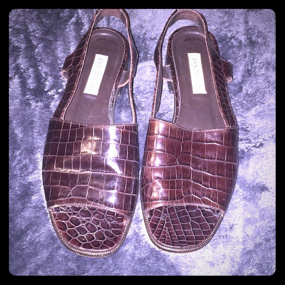 Ann Taylor shoes - Picture 1 of 2